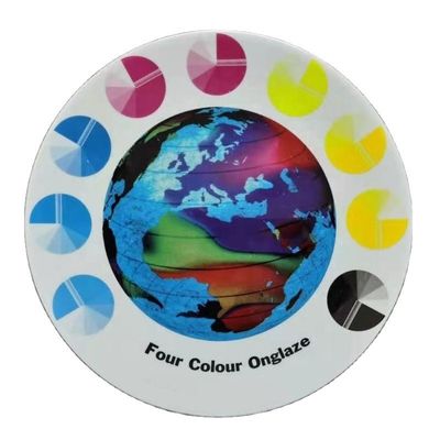 Combinazione di ceramica a quattro colori in vetro, oro, viola e ossido di ferro