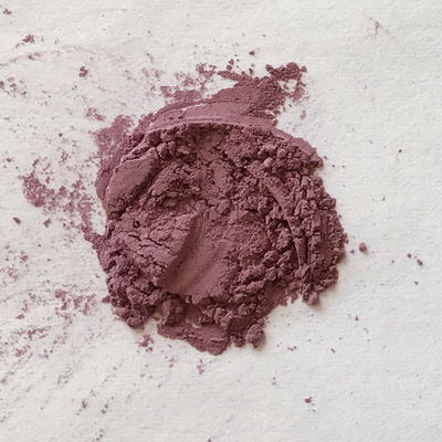 Verniciatura ceramica con macchia di colore viola con numero CAS 68187-12-2 e numero EINECS 269-073-6