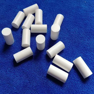 Materia prima ceramica di grado industriale ZTA in polvere o granuli per il numero CAS 1344-28-1